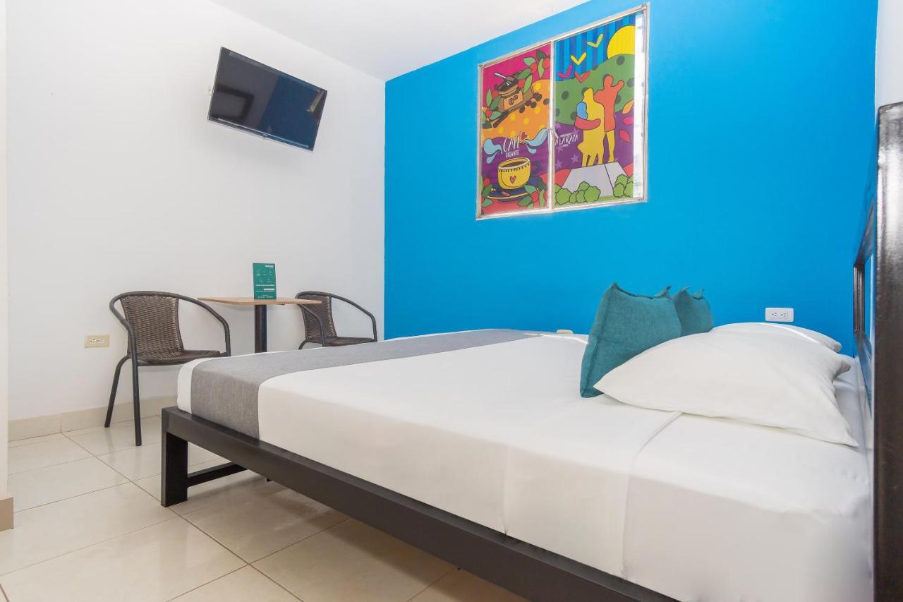Ayenda San Juanero Hotel เนย์บา ภายนอก รูปภาพ